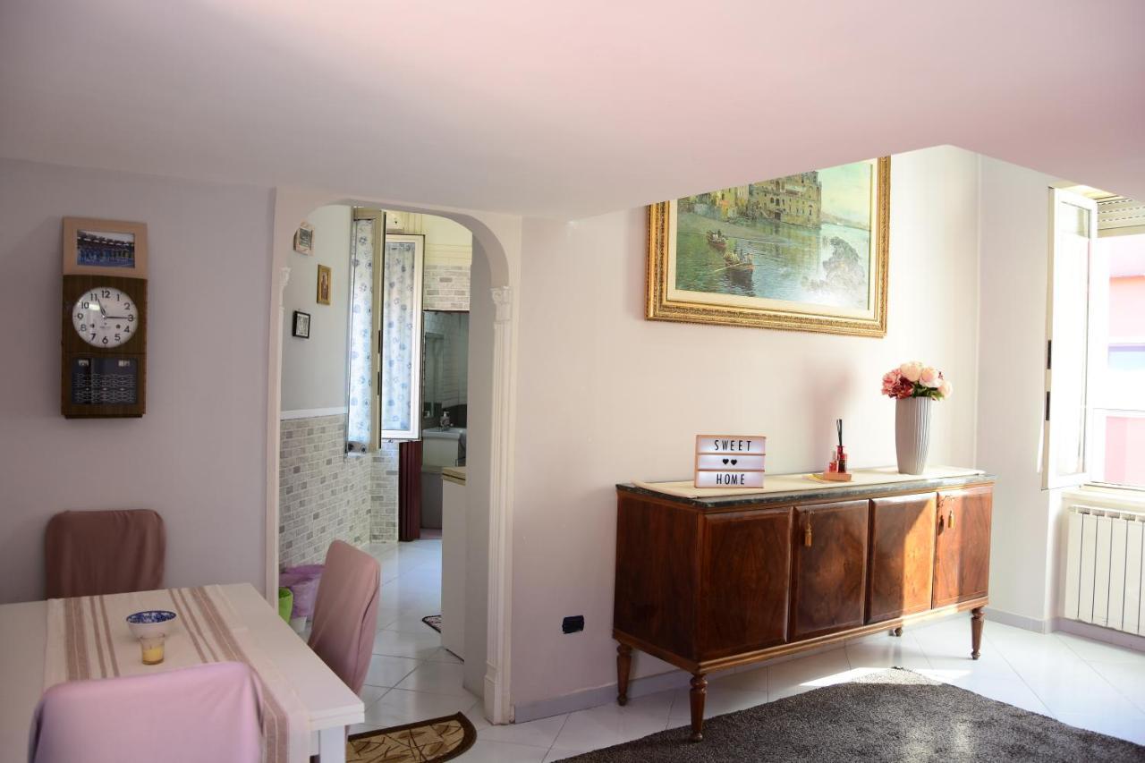 Scugnizzella Holiday House Apartment Napoli Exterior foto