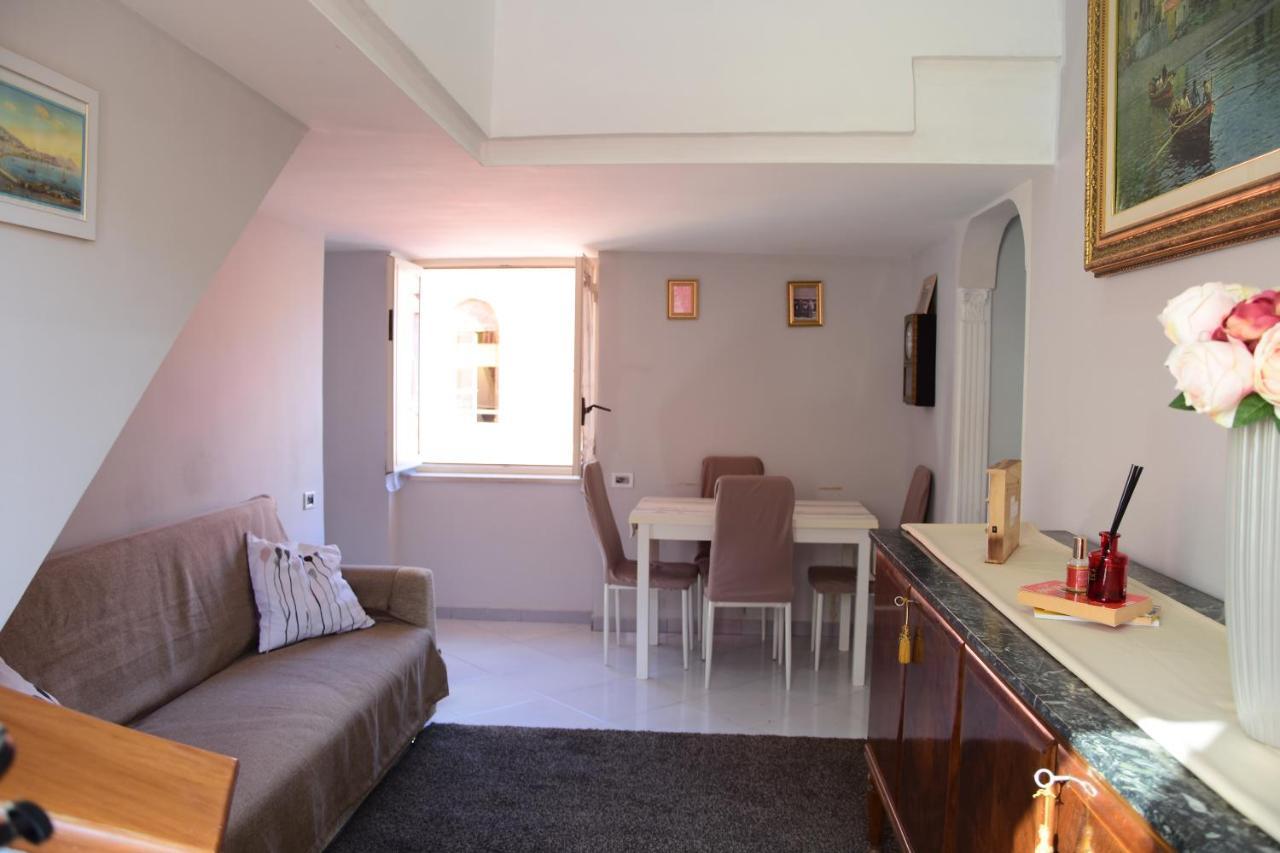 Scugnizzella Holiday House Apartment Napoli Exterior foto