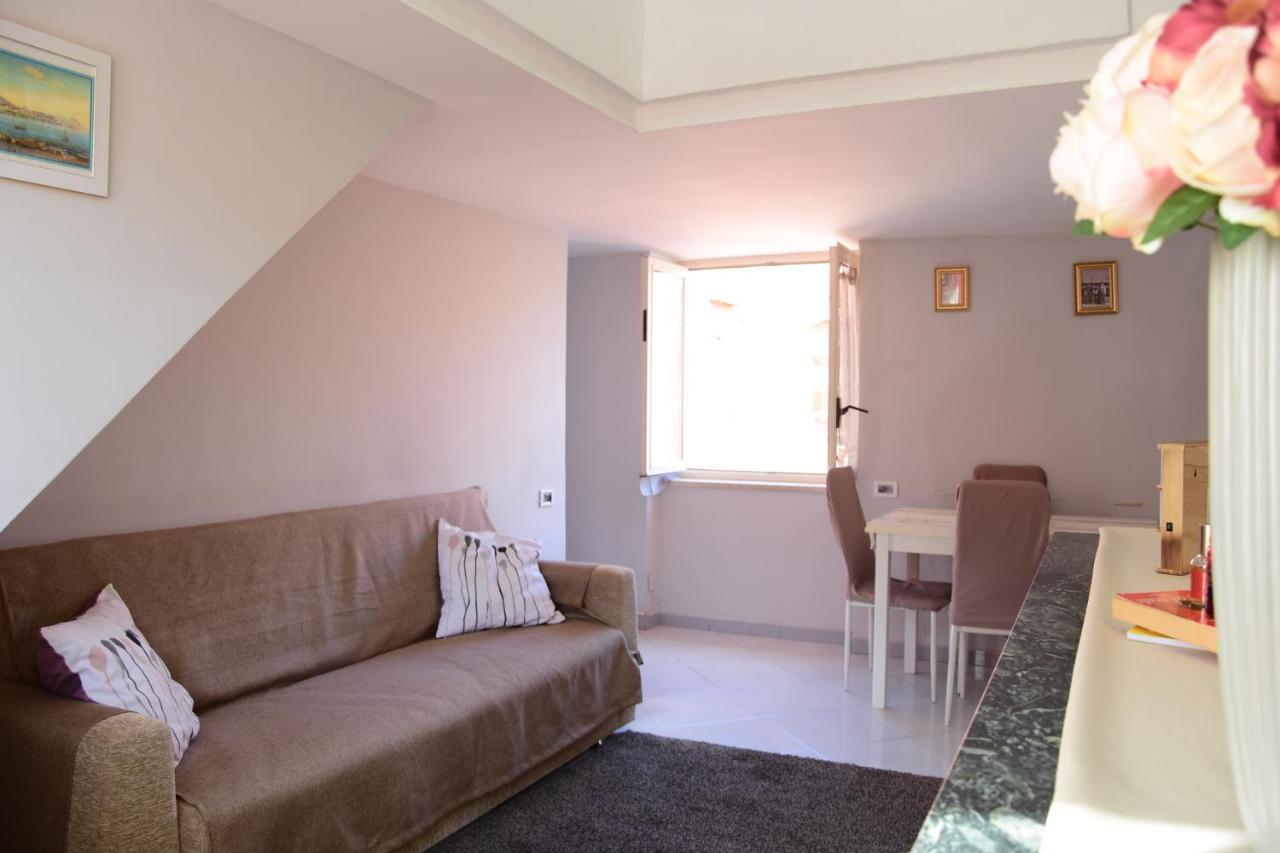 Scugnizzella Holiday House Apartment Napoli Exterior foto