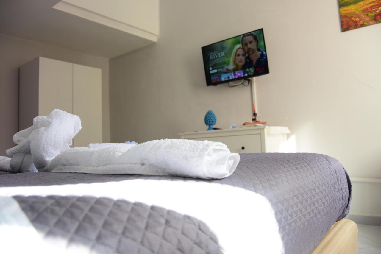 Scugnizzella Holiday House Apartment Napoli Exterior foto