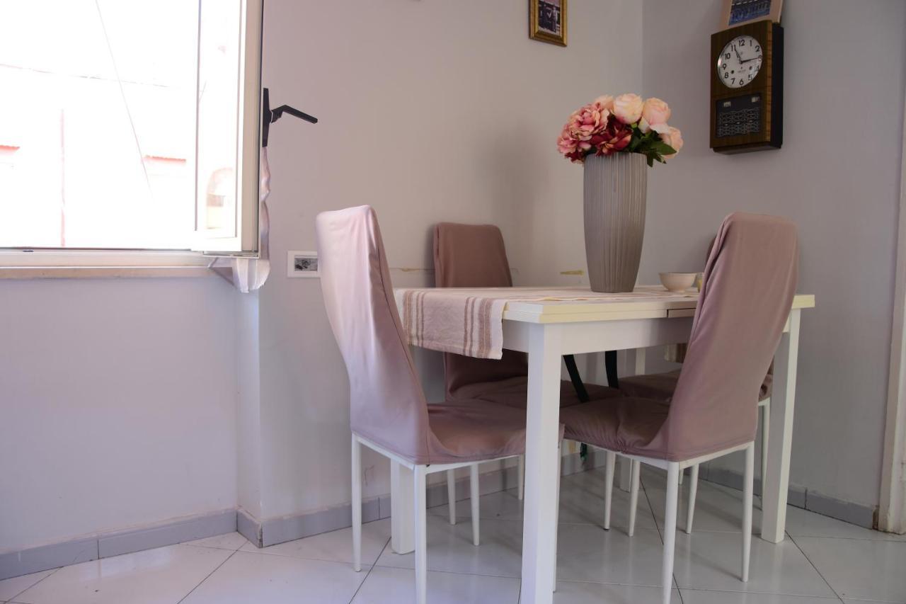 Scugnizzella Holiday House Apartment Napoli Exterior foto