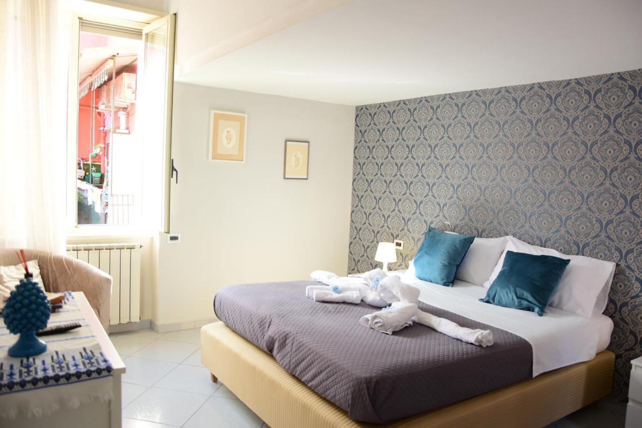 Scugnizzella Holiday House Apartment Napoli Exterior foto